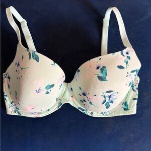Pink by Victoria’s Secret,‎ teal floral bra Sz 34D two clasp closure.